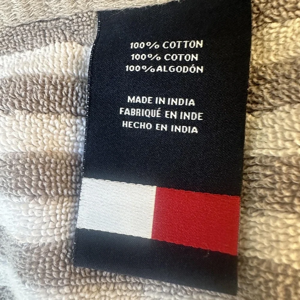 VTG Tommy Hilfiger‎ Gray Navy Striped Cotton Bath Towel Ribbed Bathroom Everyday